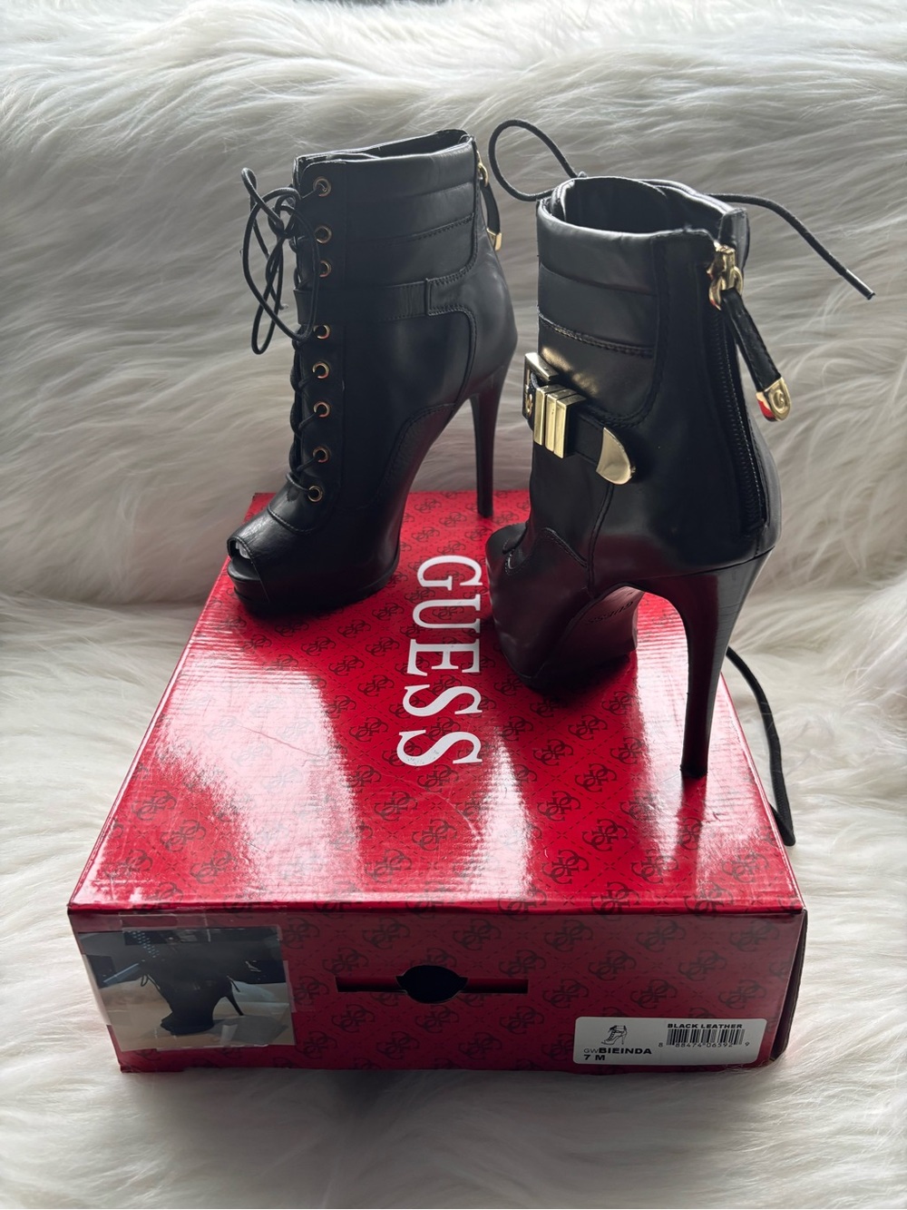 GUESS BIEINDA PEEP TOE COMBAT BOOT WITH SLIM HIGH HEELS, SIZE 7. NWT & WB $58.